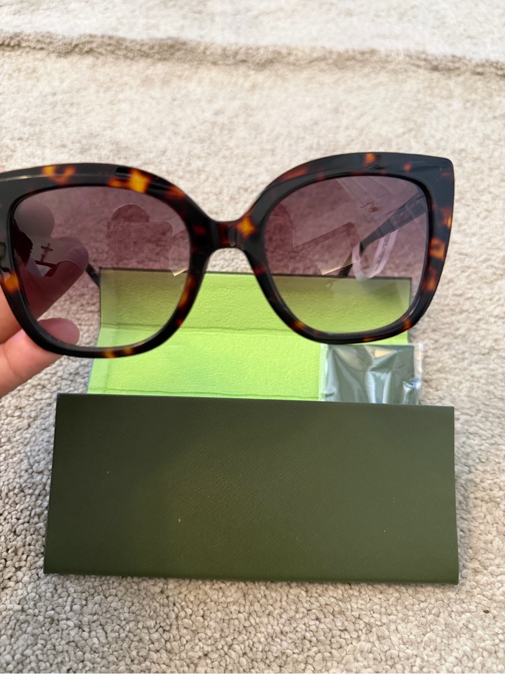 Longchamp Tortoiseshell Cat-Eye Sunglasses with Brown Gradient Lenses